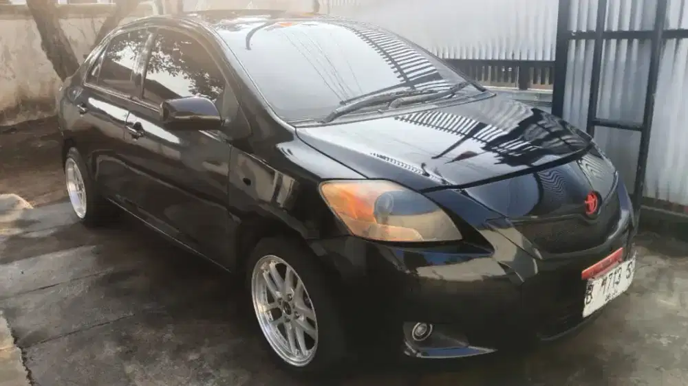 Vios Limo     2012