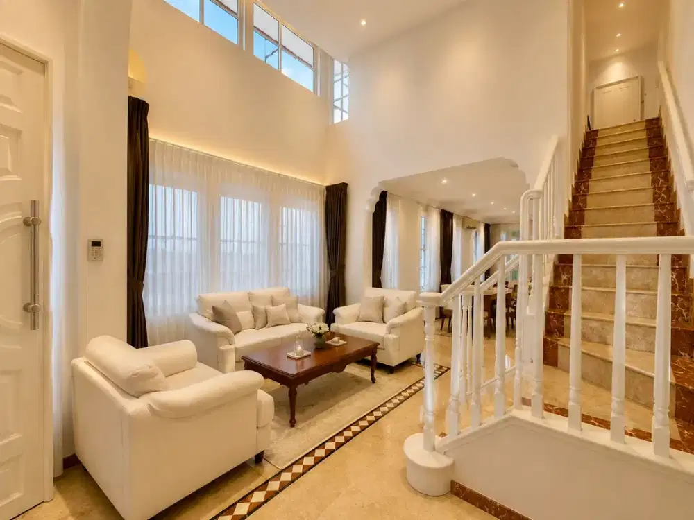 Rumah Beverly Golf Dijual Murah Full Furnished Lippo Karawaci Tangerang