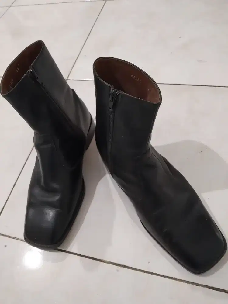 Dijual sepatu merk Salvatore feliciani no 41