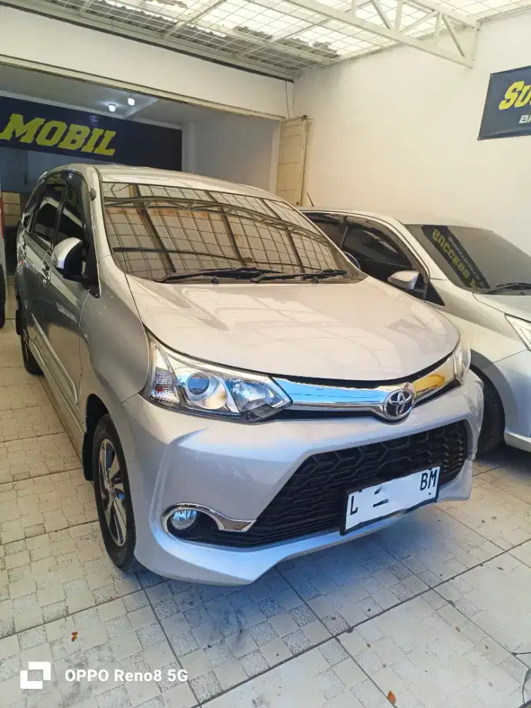 AVANZA VELOZ 2015 Matic