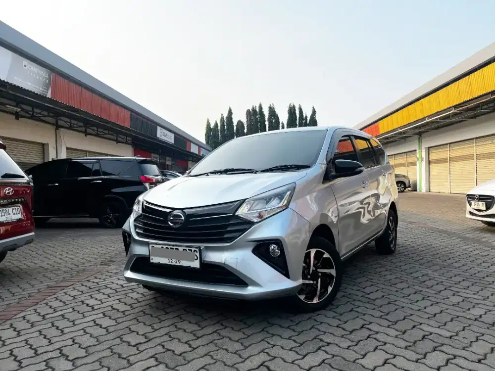 TDP 5 JT DAIHATSU SIGRA R AT DELUXE 2024 SILVER EDITION RARE ANTIK !!