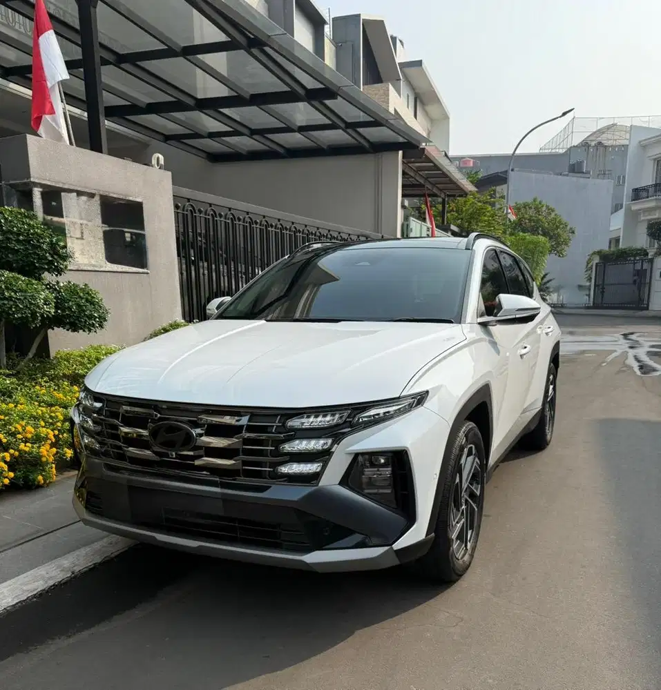Hyundai New Tucson Hybrid 1.6 AT