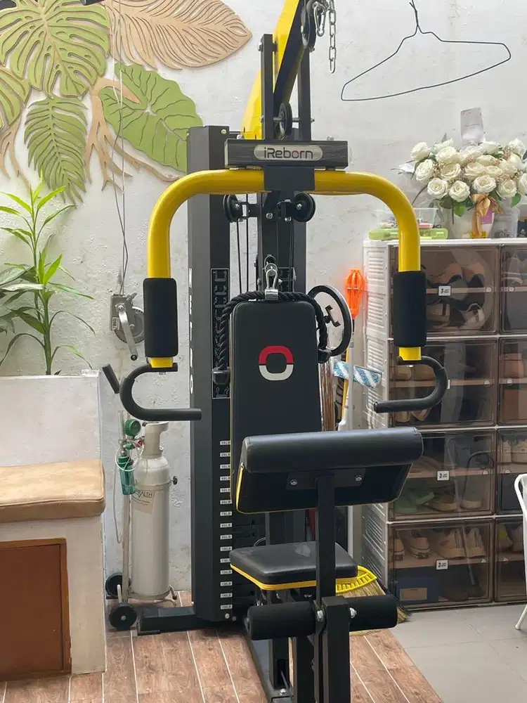 Alat gym berbagai fungsi