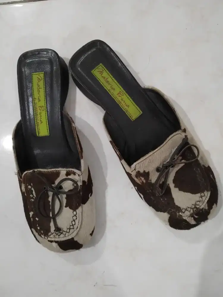 Dijual sepatu sandal merk Materia prima ukuran 36,5