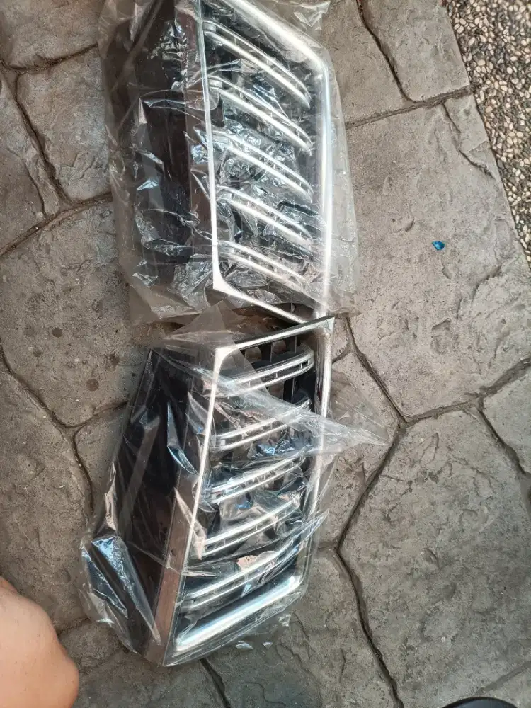 Jual grill Mitsubishi pajero sport ori