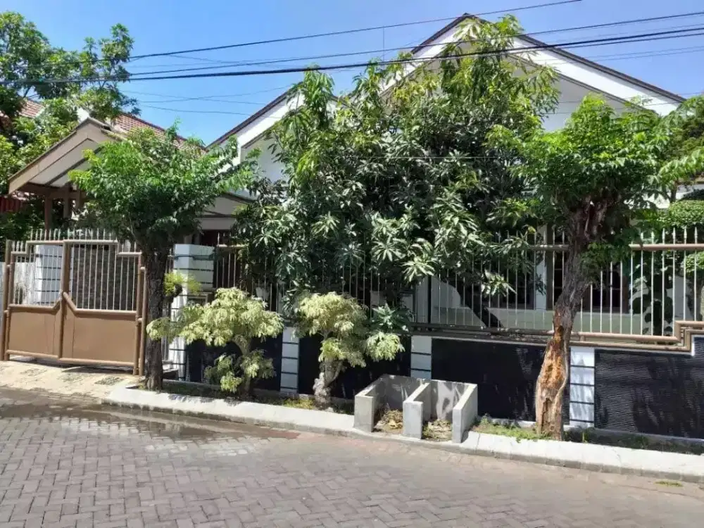 Rumah Manyar Baru Renov, Full Furnished, Siap Huni, Row Jalan Lebar