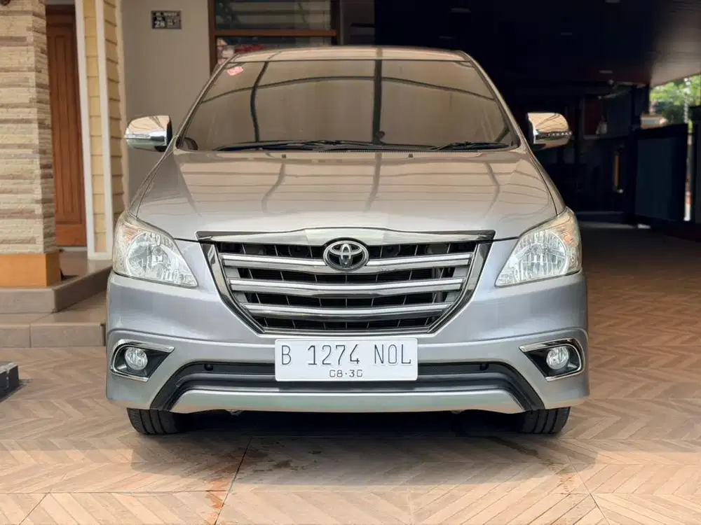 Toyota innova G diesel automatic 2015