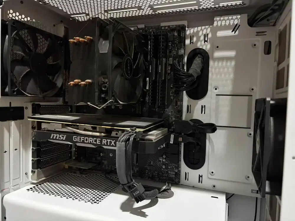 Komputer Gaming PC Intel I5 Gen 8 + RTX 2060+16GB DDR4+1,5TB SSD+HDD