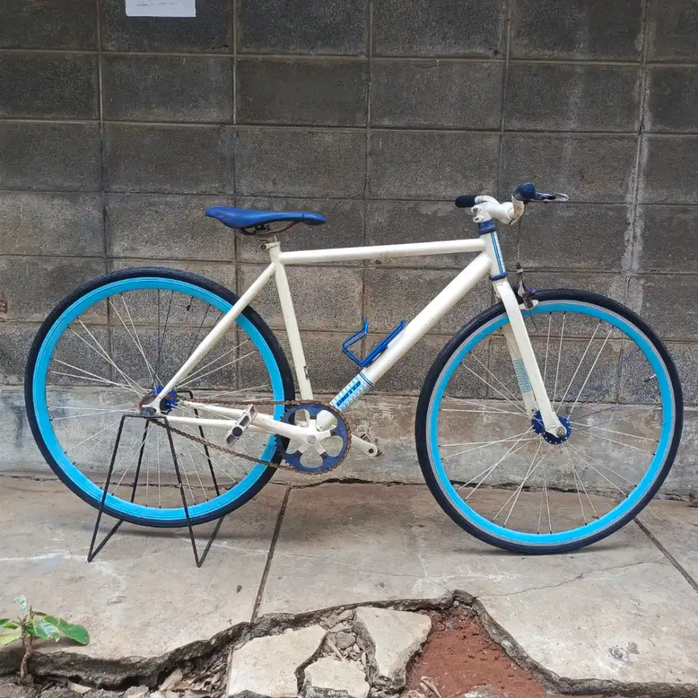Sepeda fixie ( UNITED)