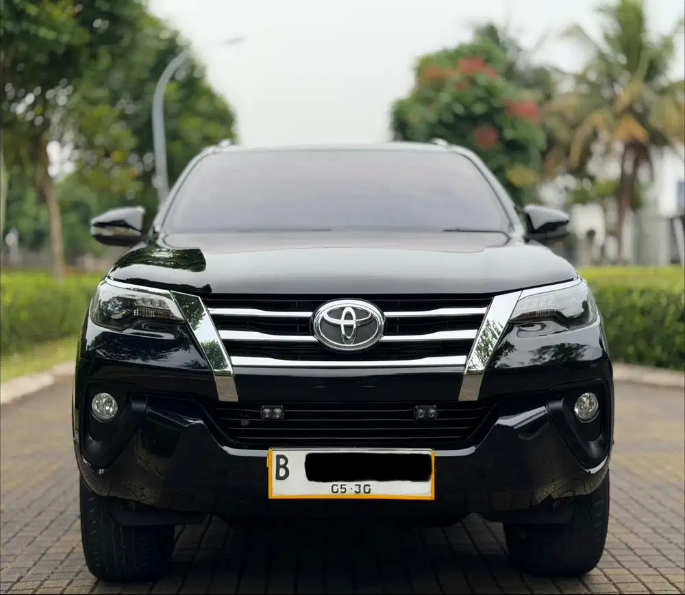 Pjk Pjg Low KM Toyota Fortuner 2.4 VRZ AT Diesel 2016 Solar Dp ringan