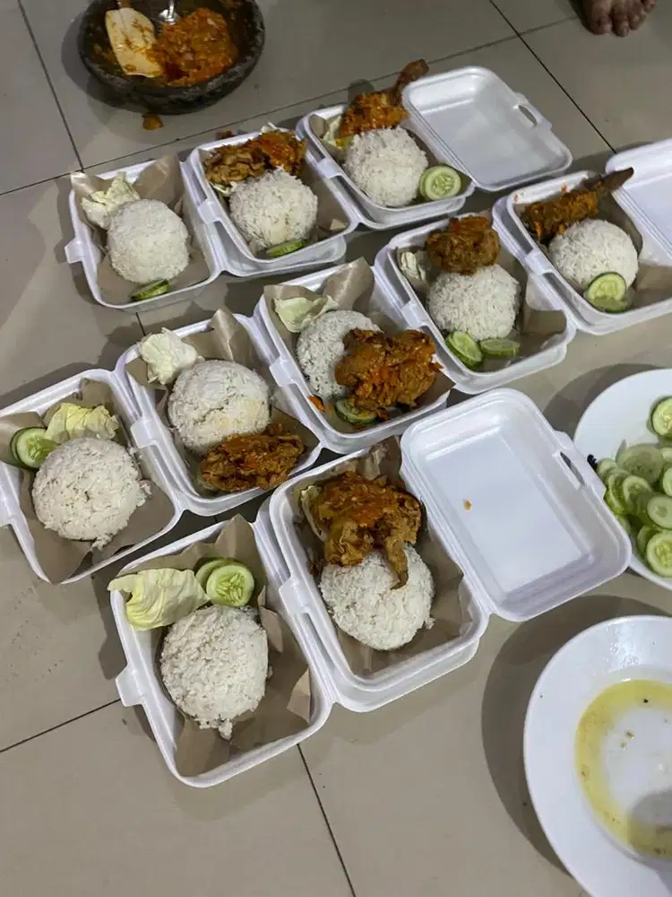 Ayam geprek jaktim