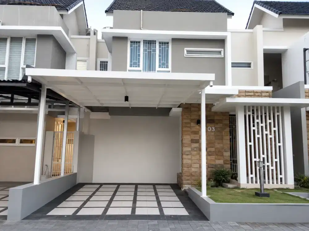 DIJUAL RUMAH 2 LANTAI SANGAT STRATEGIS DEKAT EXIT TOL KRONGGAHAN DI PERUMAHAN KUANTAN REGENCY NOGOTIRTO