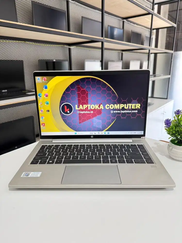 Di jual laptop hp ryzen 5 5600u ram 8gb