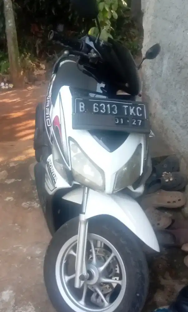 Vario 110 karbu thn 2006