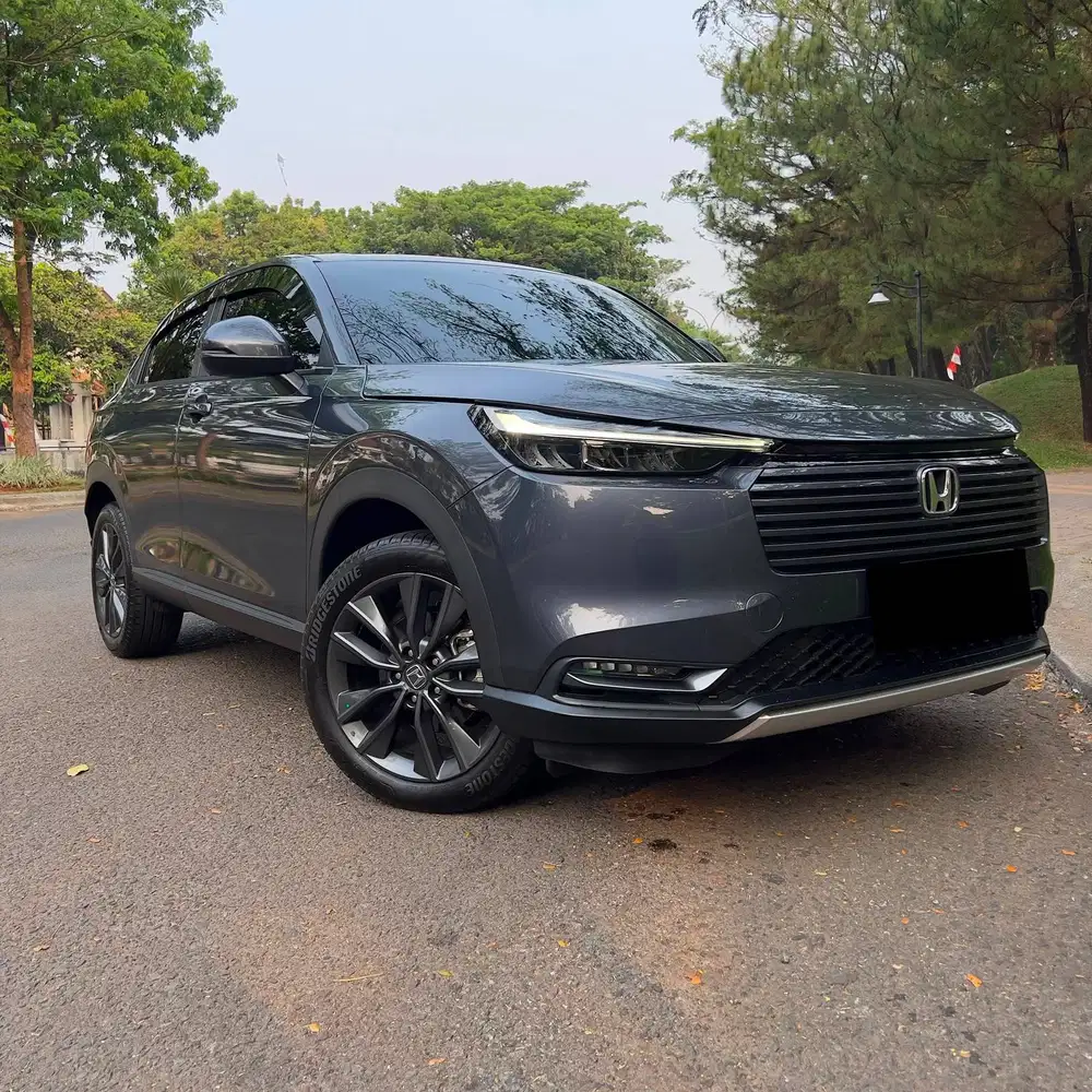 2025 Honda HRV SE 1.5 CVT Sensing