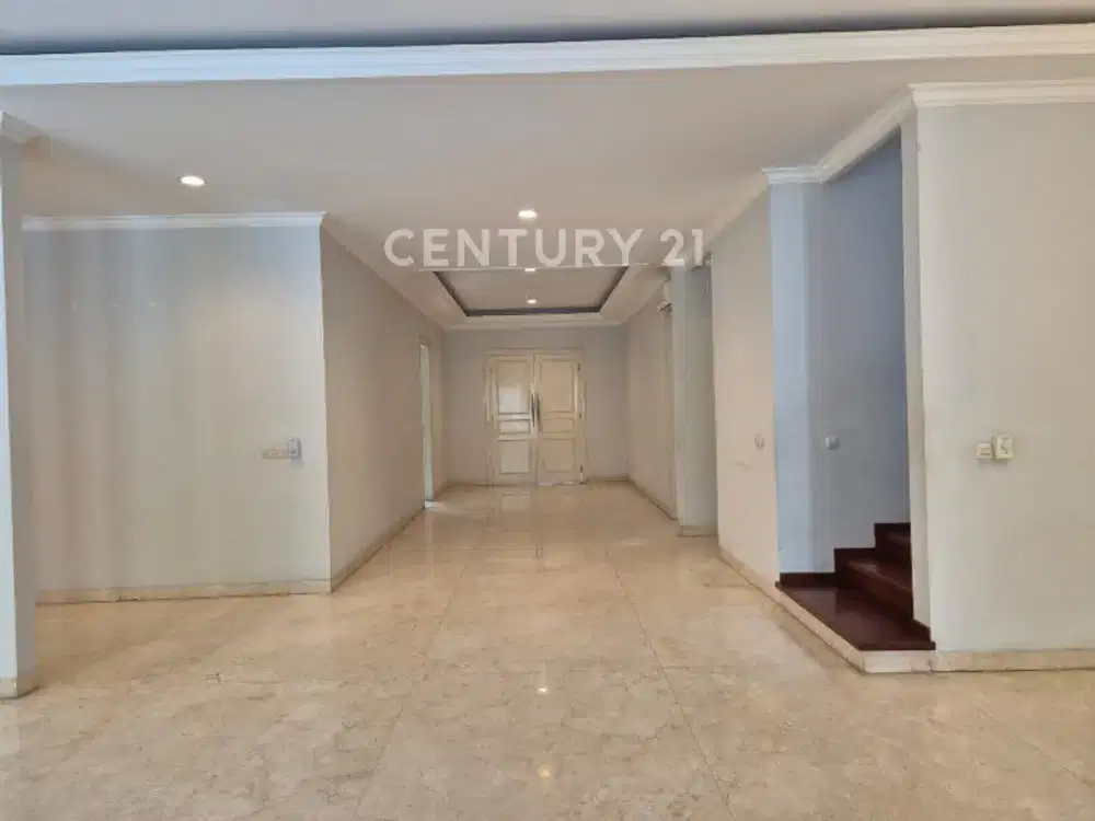 Disewakan Rumah 2 Lantai Di Pondok Indah