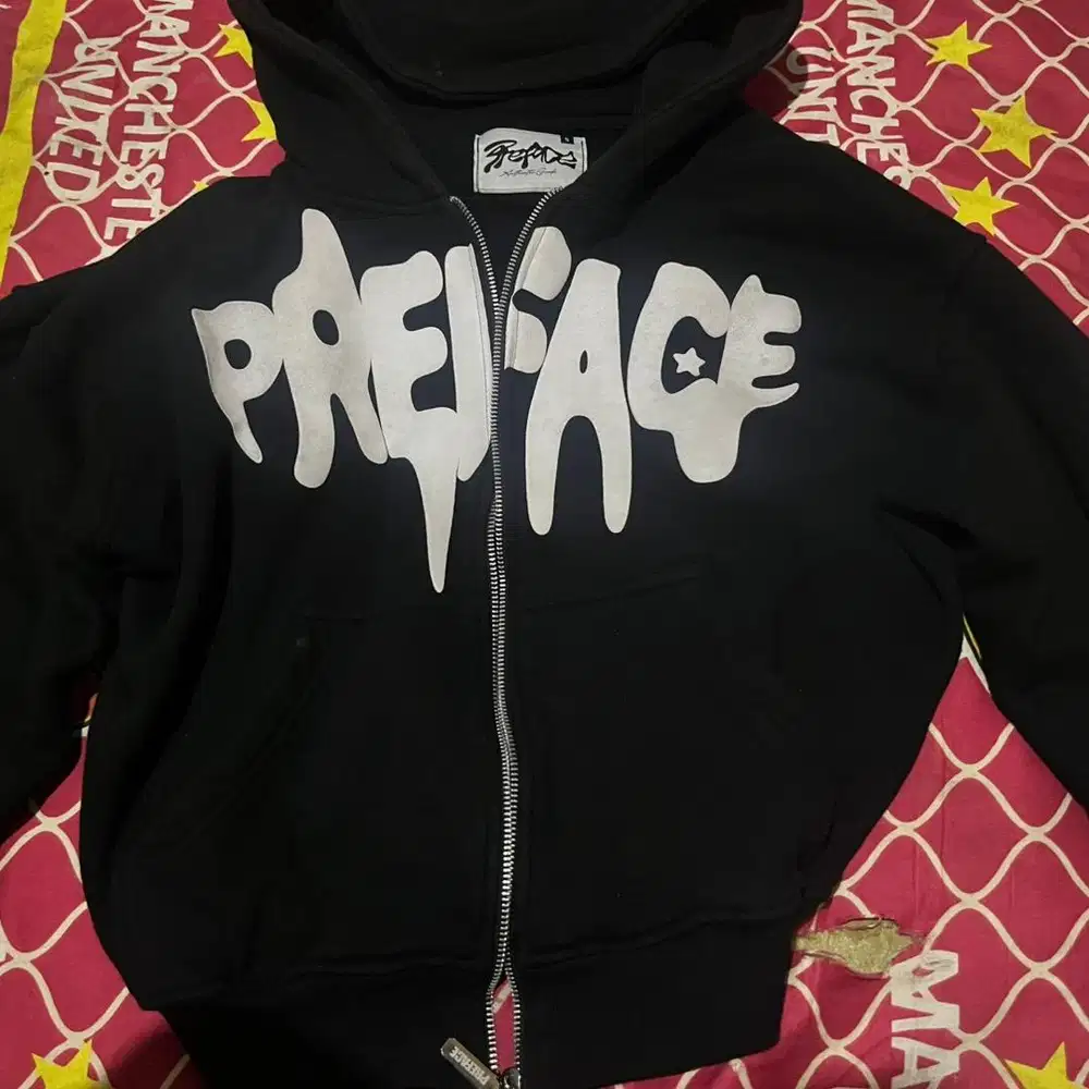 HOODIE ZIP PREFACE