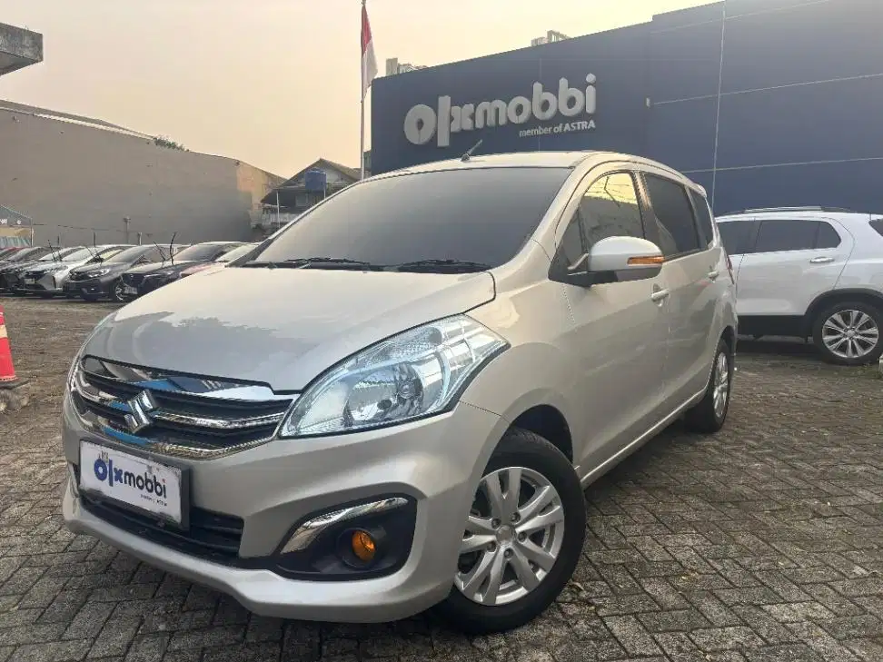 DP MURAH Suzuki Ertiga 1.4 GX Bensin-AT 2019 Abu-Abu CKMXB