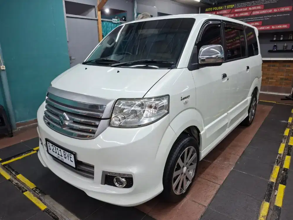 Dijual apv sgx luxury 2018 istimewa km low