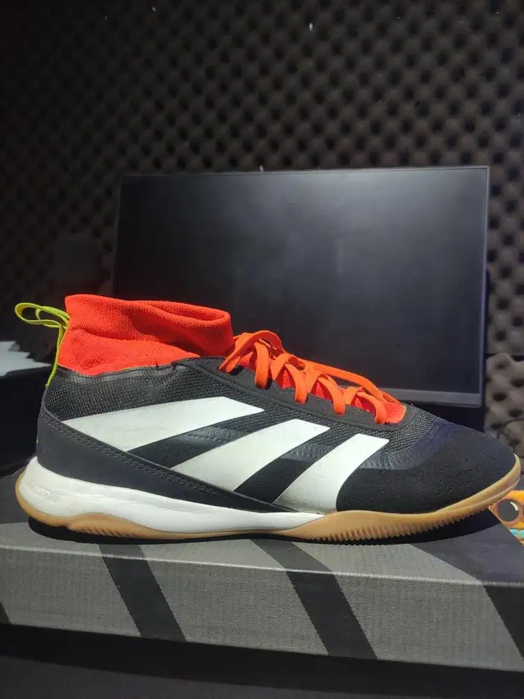 Sepatu adidas predator 24 league (futsal) size 42+