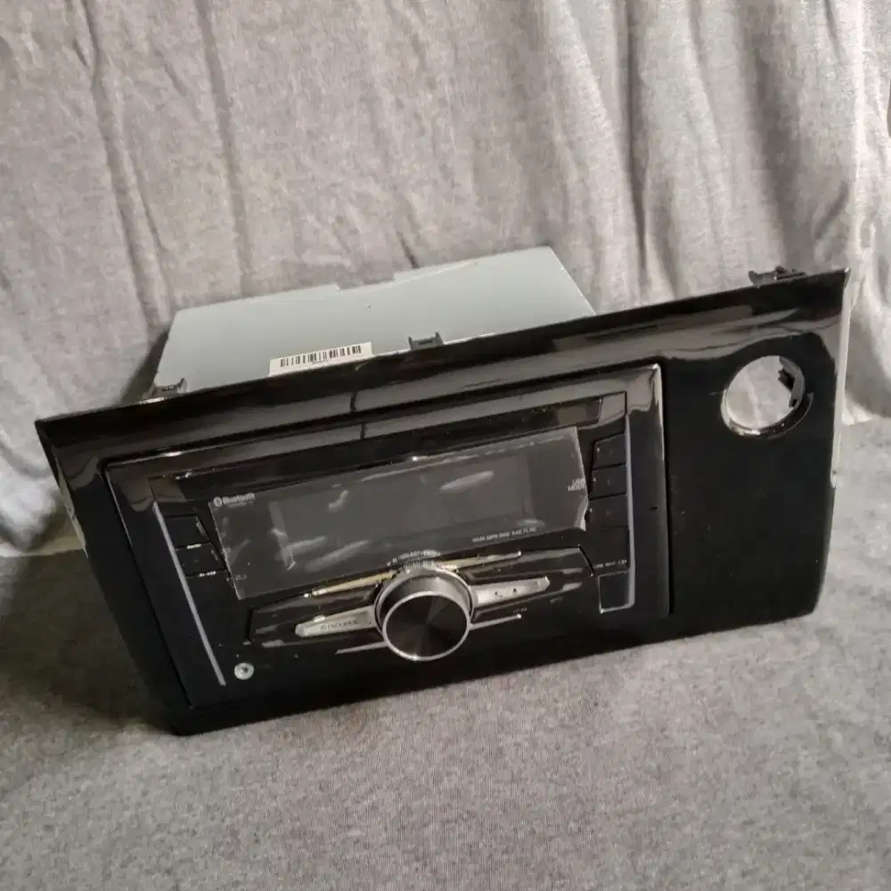 Tape radio mobil merk JVC KW-X920BTTH
