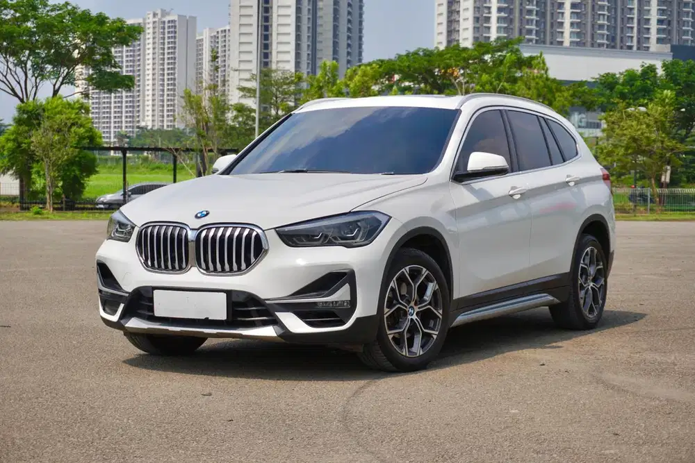 BMW X1 F48 Facelift LCI sDrive18i xLine 2020 Putih Mulus DP Ringan