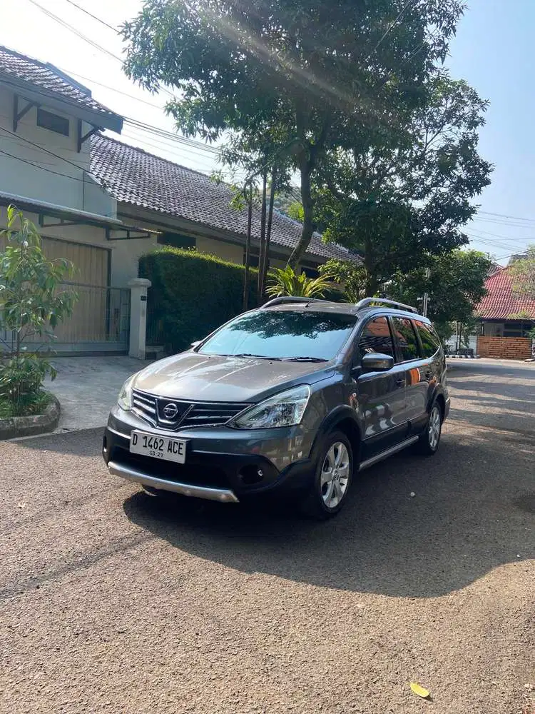 Nissan Livina 2014 Bensin