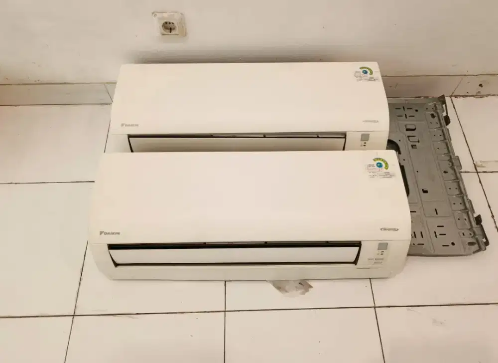 Ac inverter Daikin 1 PK murah