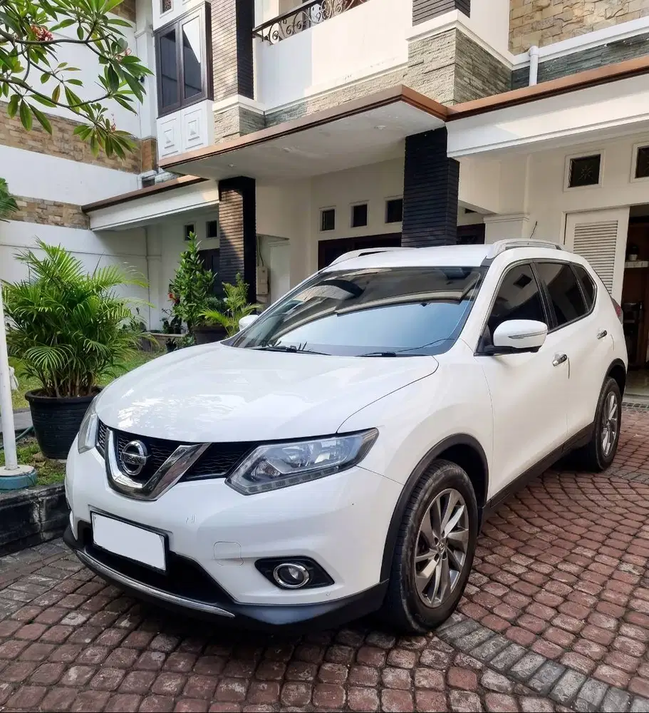 Nissan X-Trail 2016 Matic Putih Mulus Plat L Surabaya Istimewa