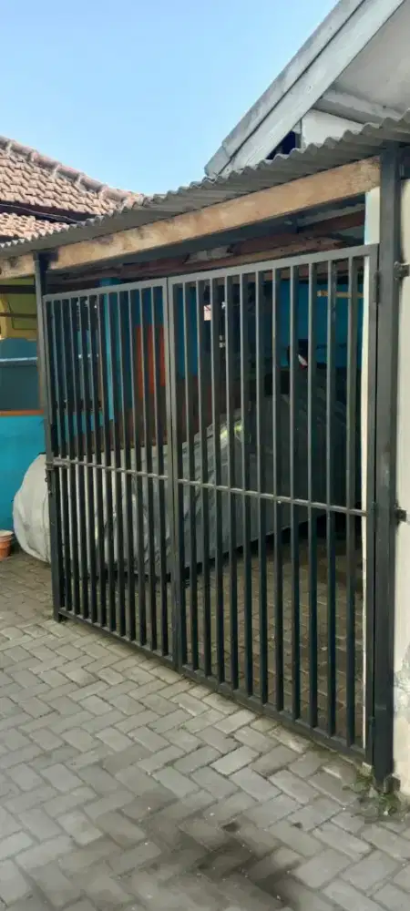 Di Jual Pagar Besi