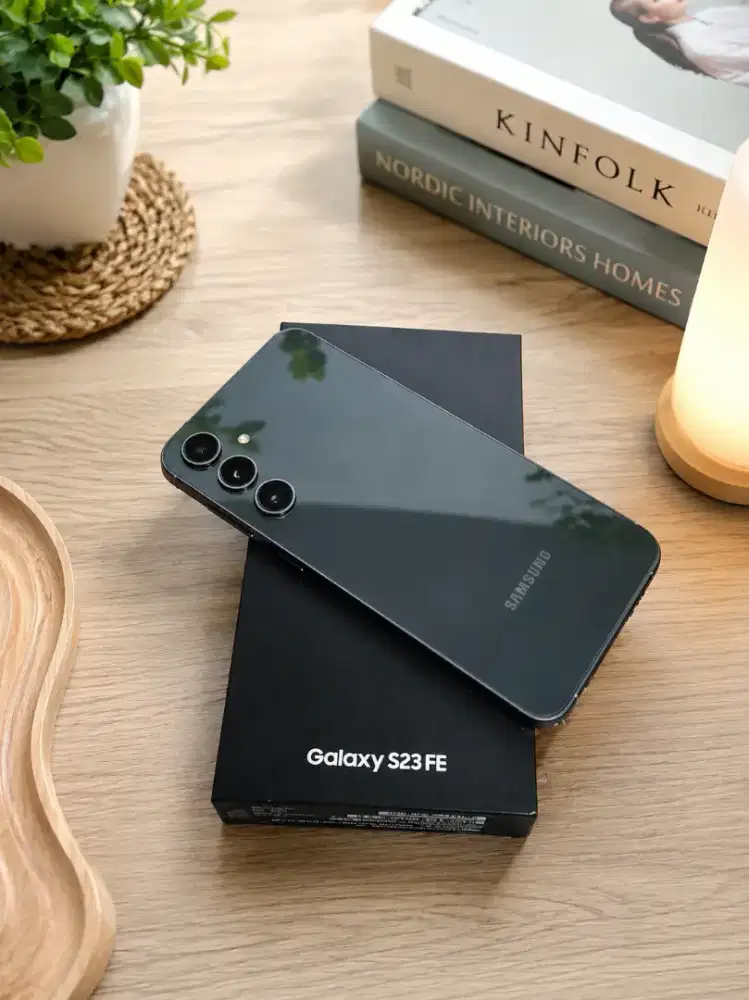Samsung s23 fe 256gb second siap pakai kk