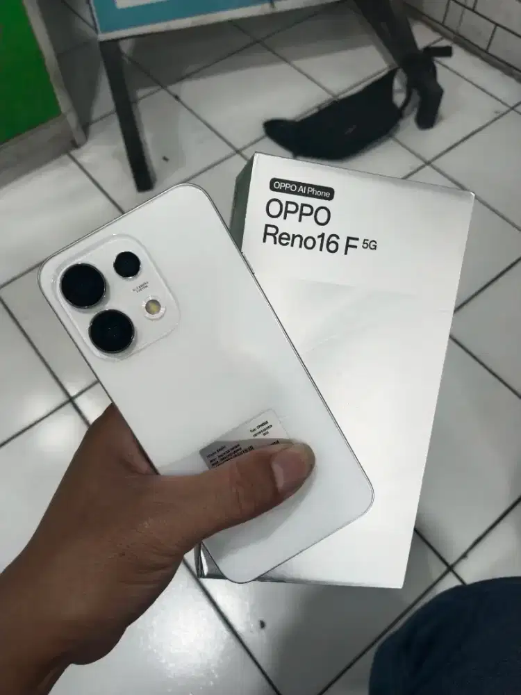 Oppo Reno 16f 5g 8/256 lengkap fullset original semua