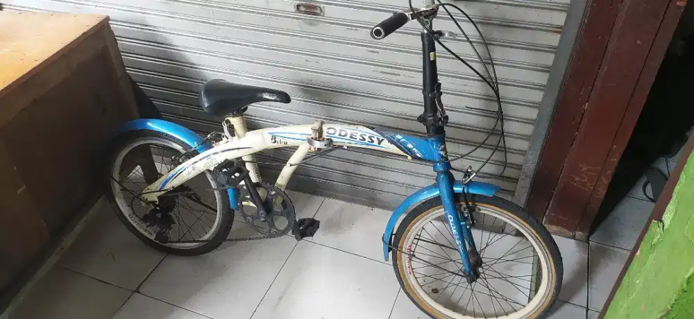 Sepeda lipat anak bekas