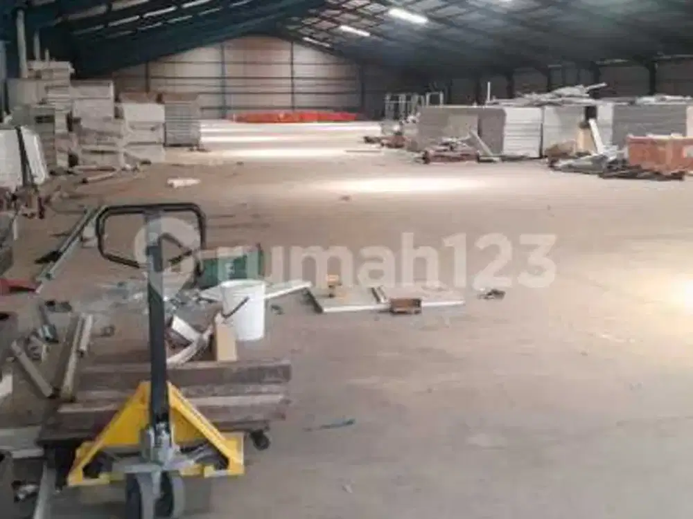 Gudang Ijin Industri Limbah B3, Ijin Amdal, Ada Loading Dock