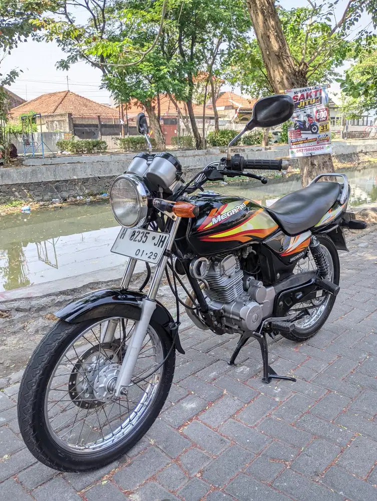 Megapro Old Sport 2004 Hitam Km50Rban