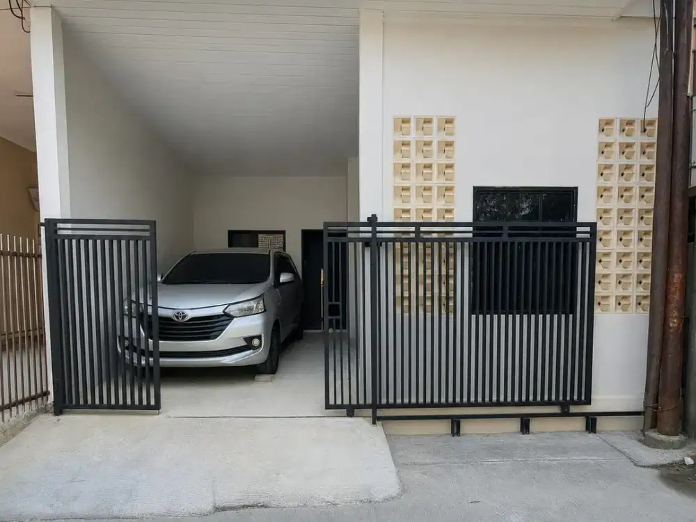 DISEWAKAN / DIJUAL RUMAH RAPI SIAP HUNI DI HARAPAN INDAH BEKASI