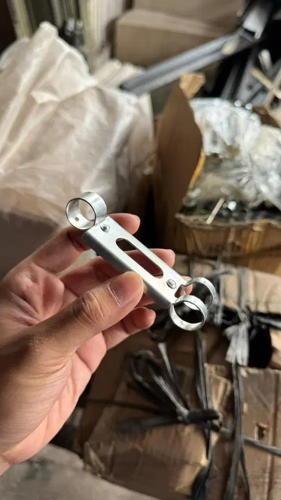 Bracket Rolling Grill Pintu Gulung Baru 1350pcs
