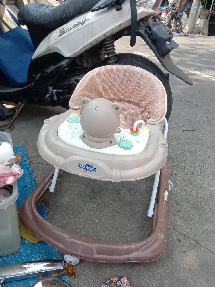 Baby. Wolker. Space. Baby.  Coksu. Siap. Pakai