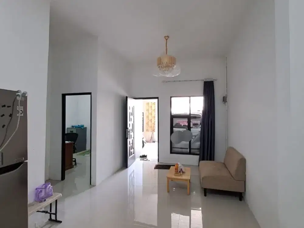 DISEWAKAN RUMAH 4+1 KAMAR DI PALM SPRING JAKARTA GARDEN CITY JAKARTA TIMUR