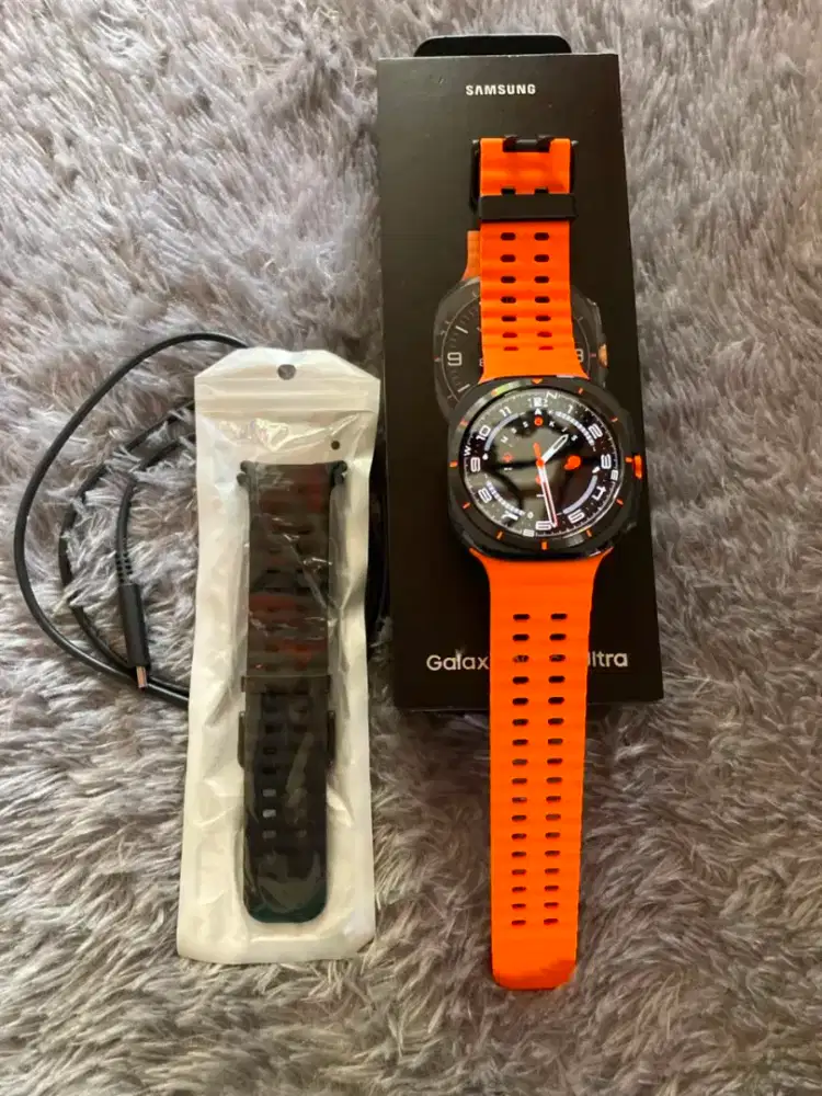 Samsung Galaxy Watch Ultra Titanium Gray