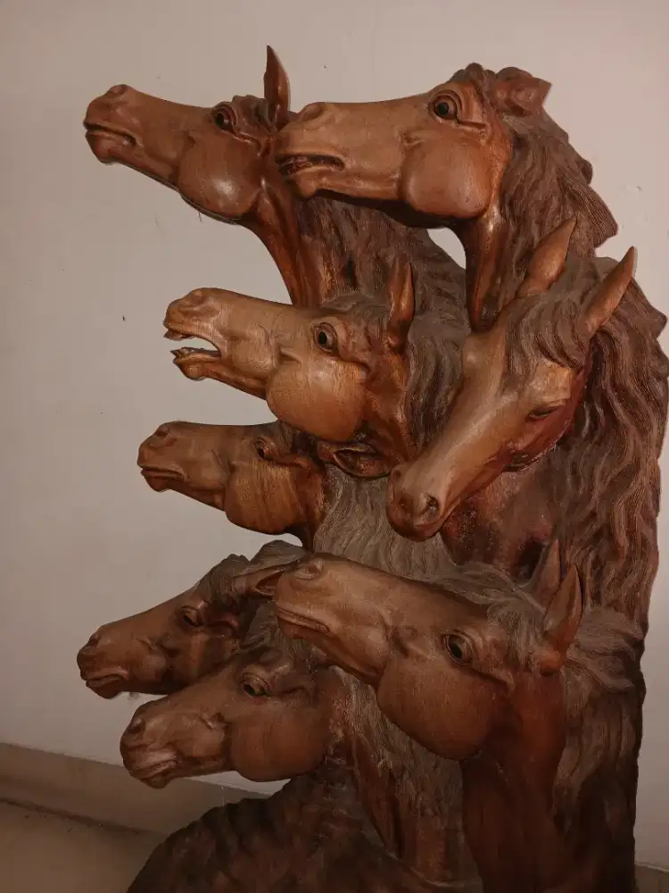 Ukiran Kayu Bali Handmade – Karya Seni Kepala Kuda, Large Size 106 cm