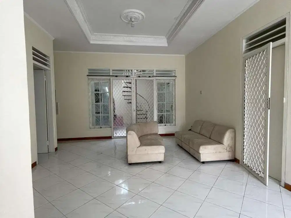 9jt-an/mtr‼ RUMAH SIAP HUNI Sutorejo Baru Renovasi! Dkt galaxy mall,wismapermai,Mulyosari, dharmahusada