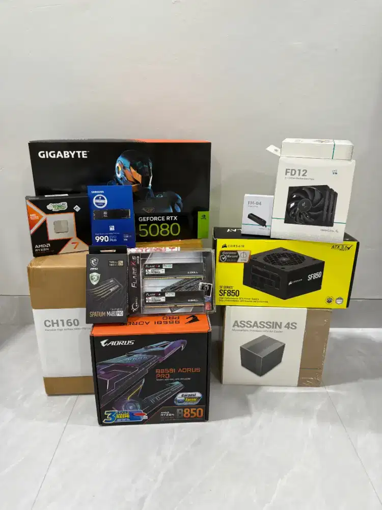 PC Gaming Ryzen 7 9800X3D + RTX 5080