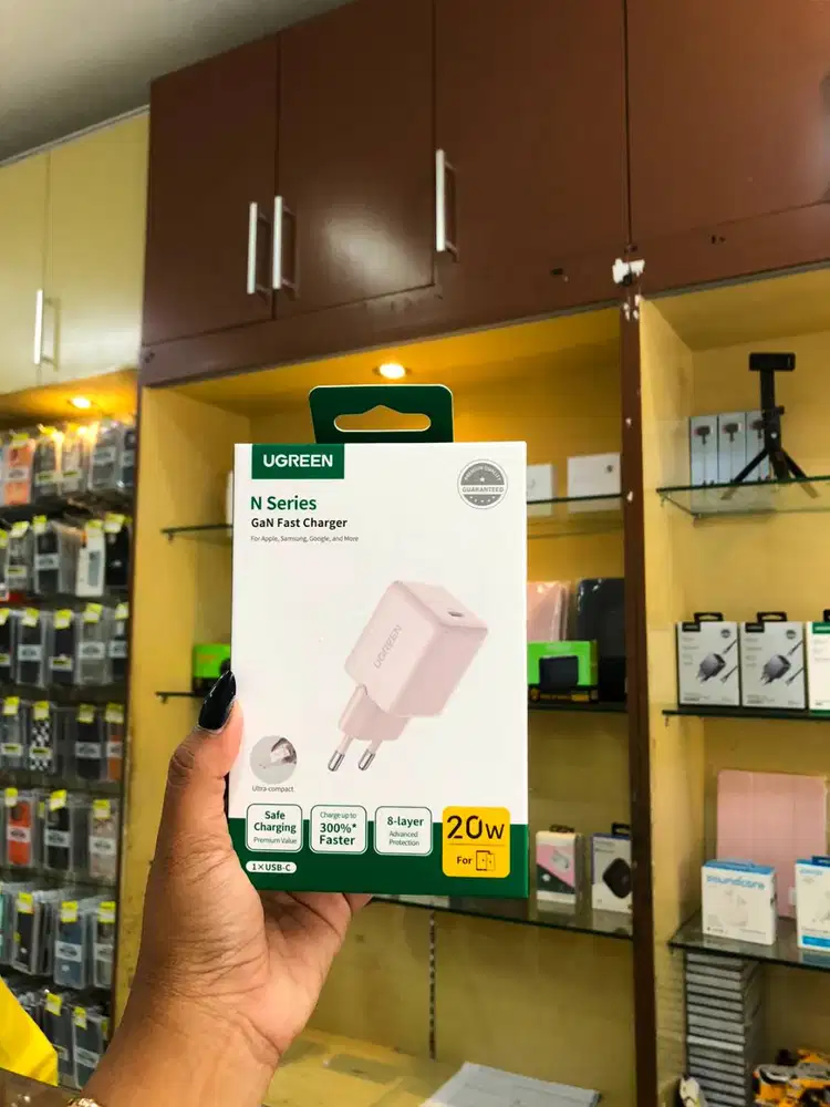 UGREEN Adaptor GaN N Series USB-C Fast Charger 20W - 55553/55554/55555