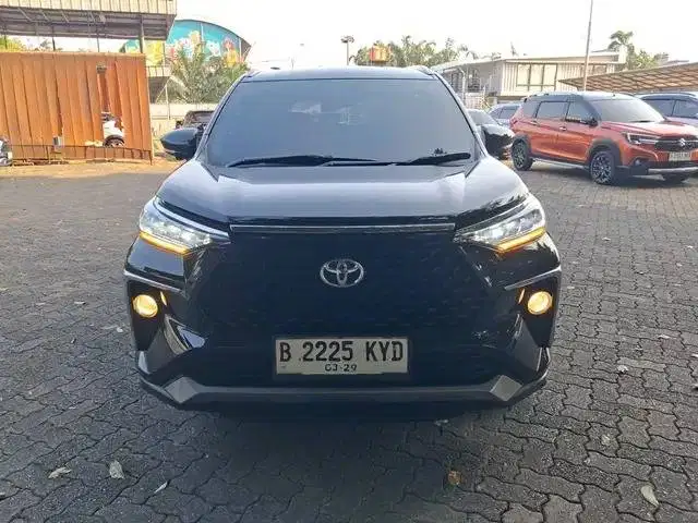 Dijual Santai: Toyota Avanza 1.5 New Veloz Q CVT Bensin AT 2022 Hitam(