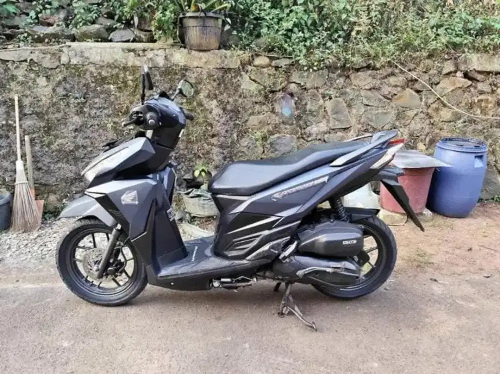 HONDA VARIO 150 ISS LED OLD 2017