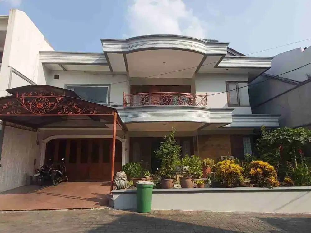 Rumah cantik siap huni di Cipete blok A