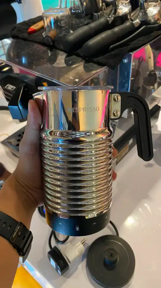 Nespresso Aerocinno 4