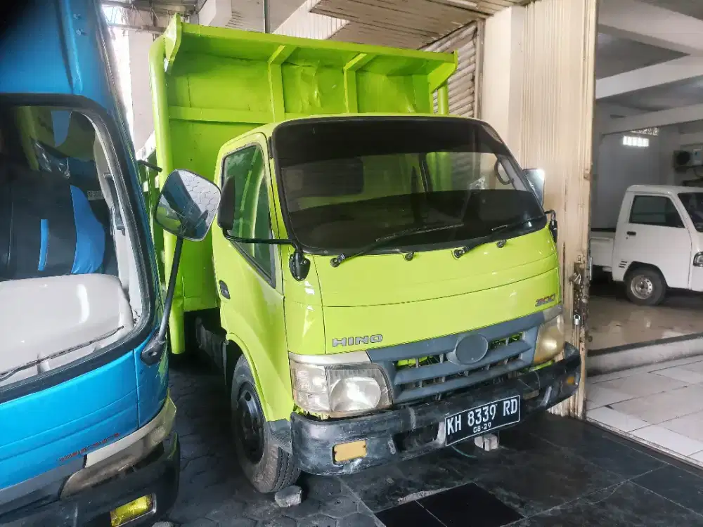 Hino Dutro 130HD Dump Tahun 2018 Euro 2