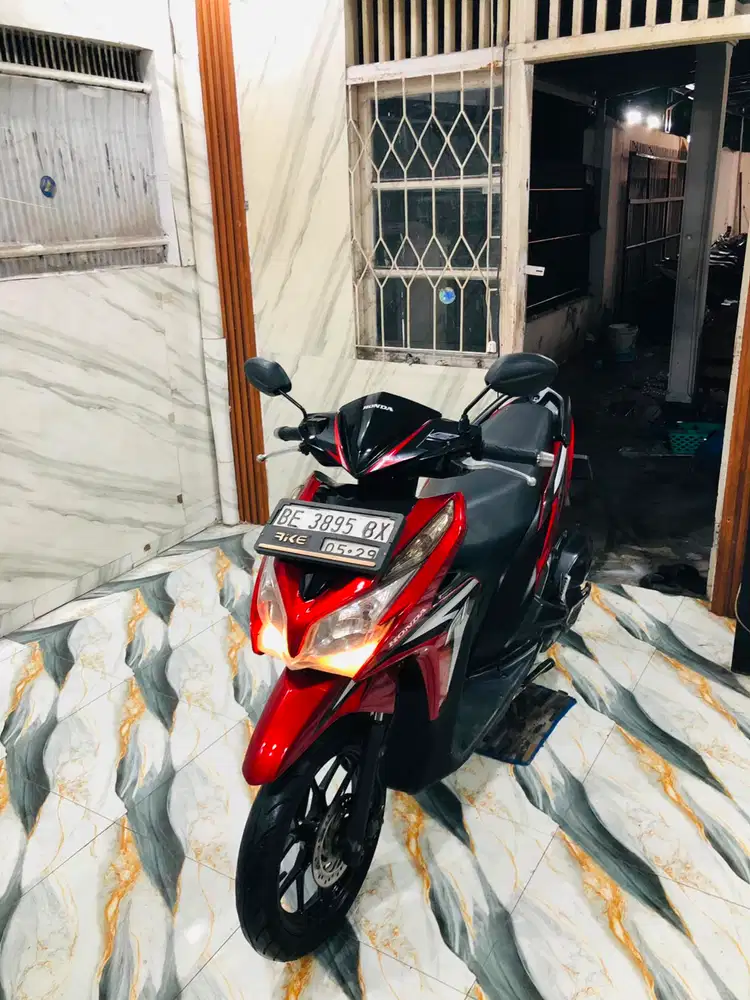 VARIO NEW KZR ISTIMEWA 2014 Pajak Hidup